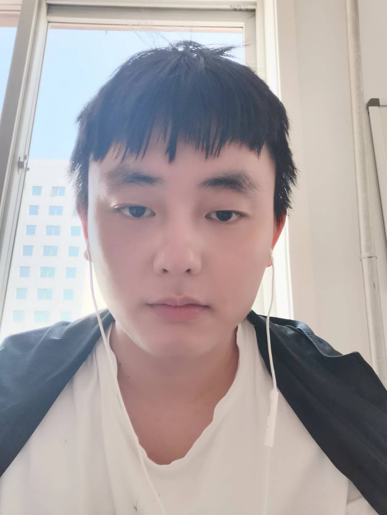 Siyu Fan 范思雨
