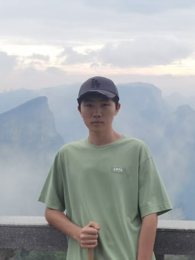 Huiyin Wu 吴汇印